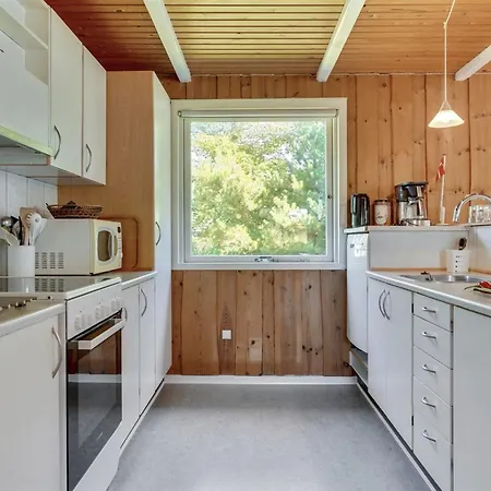 Niels - 1-5km From The Sea By Interhome *